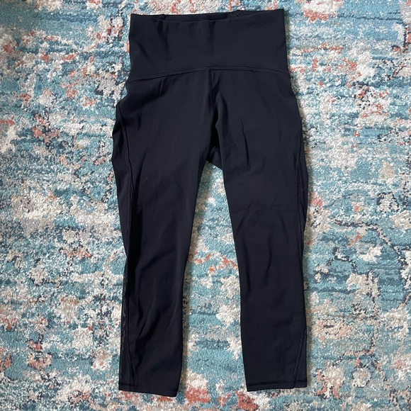 Lululemon cropped leggings size 4 - Picture 1 of 2